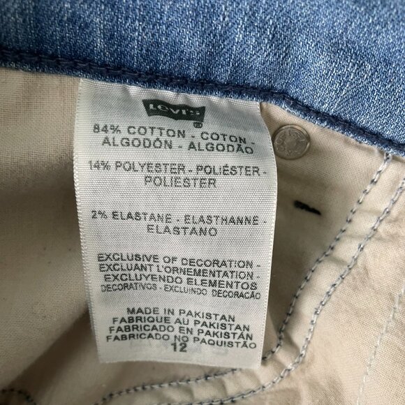 Levi’s Women’s Capri Jeans Size 12 Blue Denim Metal Button Hem Stretch Mid Rise - Picture 12 of 16
